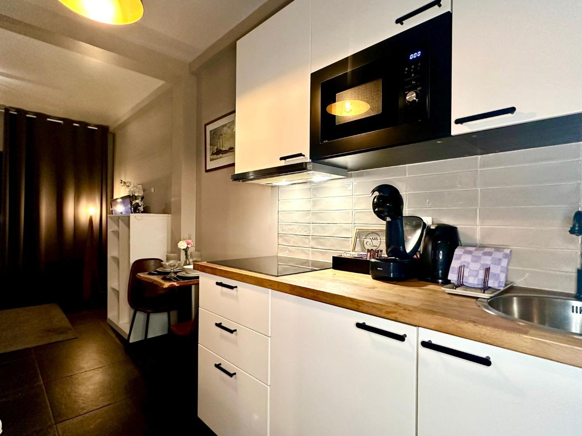 Luxury Suites Diamond Antwerpen Exteriör bild