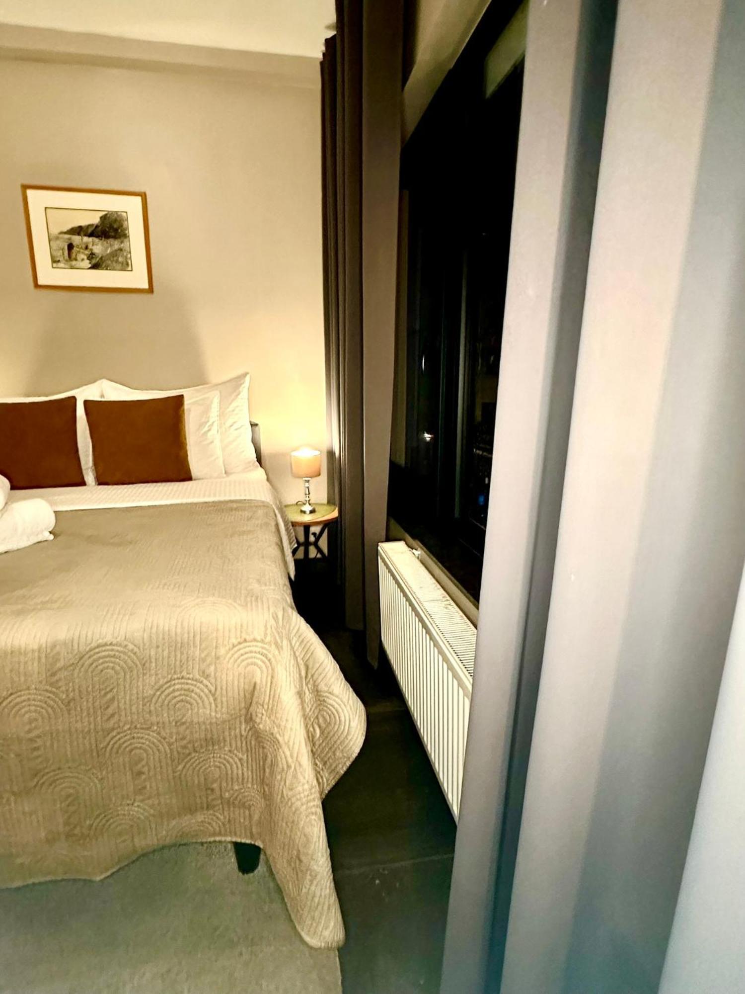 Luxury Suites Diamond Antwerpen Exteriör bild